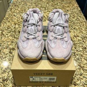 Yeezy 500 Soft Vision Size 6.5